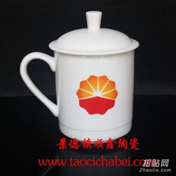 匠心傳承，瓷韻流芳——走進(jìn)景德鎮(zhèn)陶瓷會(huì)議茶杯紀(jì)念盤廠